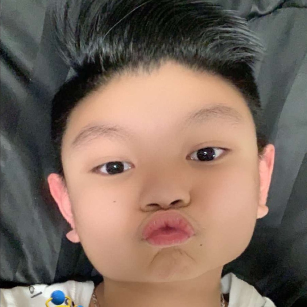 Meet your Posher, Huy